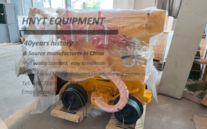 Export of 2.5 ton battery locomotive and ZQ-13 rock loader 2.jpg