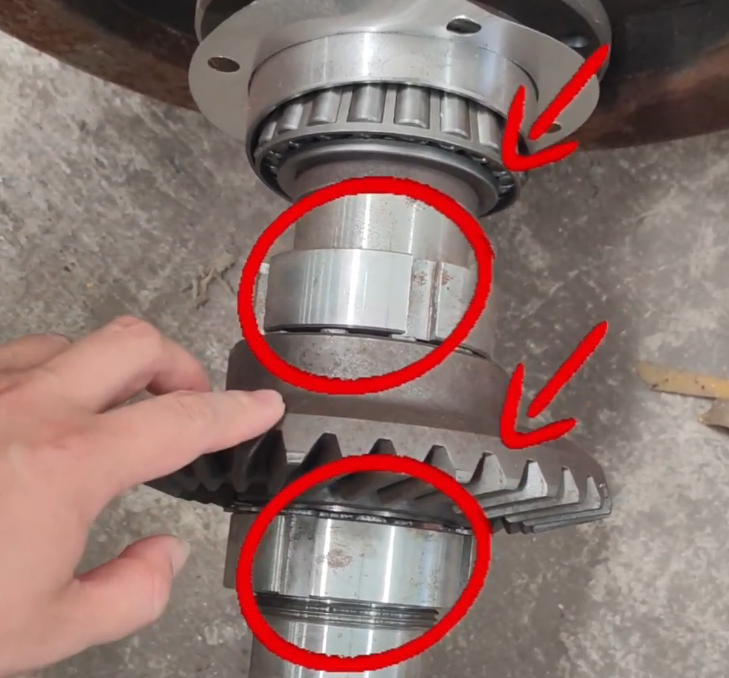 2.5ton battery locomotive gear adjustment.png